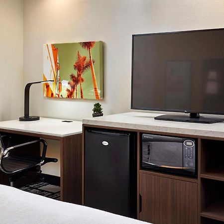 Best Western Plus Meridian Inn & Suites, Anaheim-Orange Eksteriør billede