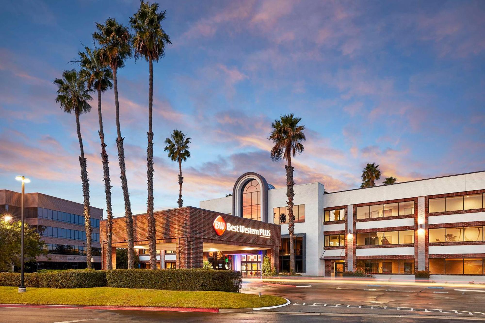 Best Western Plus Meridian Inn & Suites, Anaheim-Orange Eksteriør billede