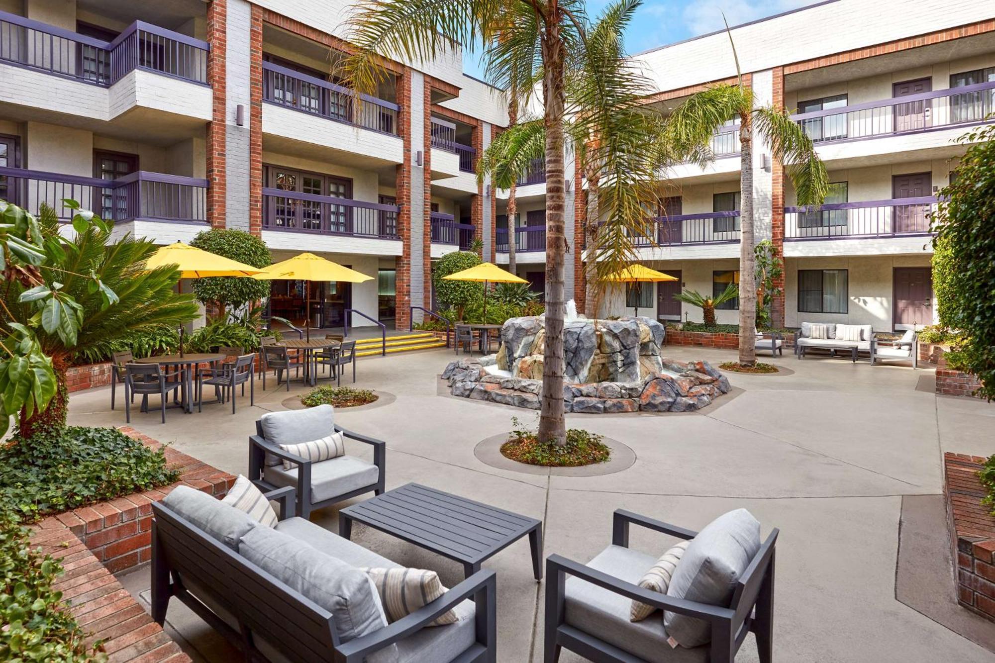 Best Western Plus Meridian Inn & Suites, Anaheim-Orange Eksteriør billede